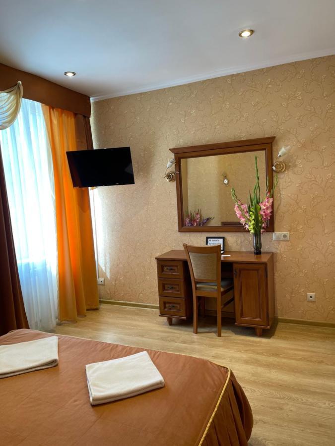 Gusarskiy Hotel And Apartment Κίεβο Εξωτερικό φωτογραφία