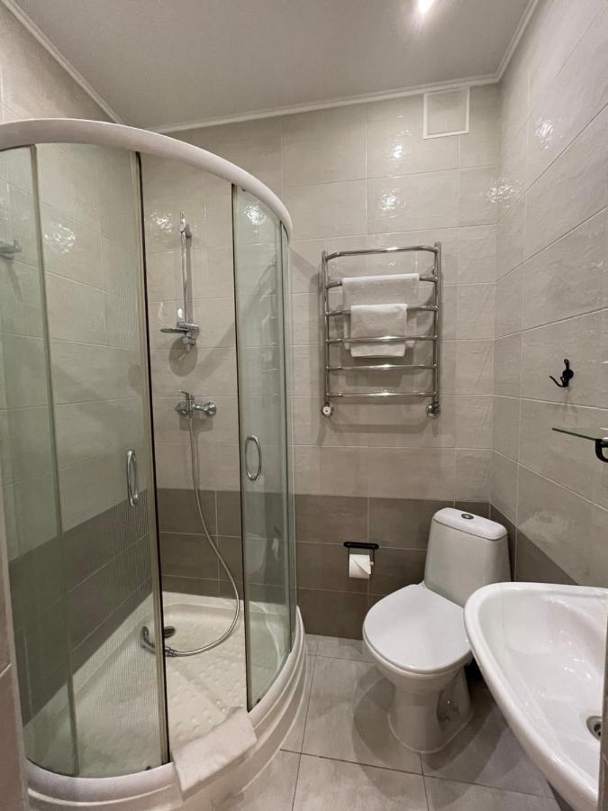 Gusarskiy Hotel And Apartment Κίεβο Εξωτερικό φωτογραφία